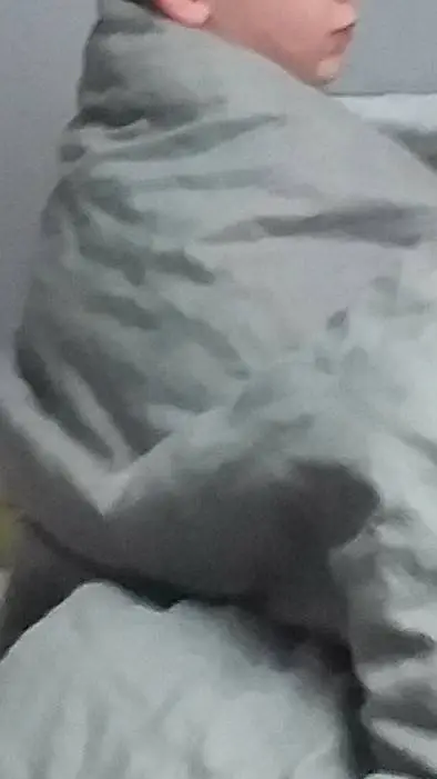 ai character: gassy blanket background