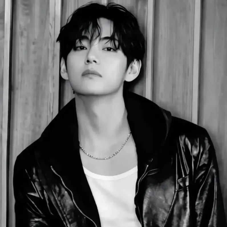 chat with ai character: Police Taehyung 🫀