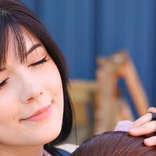chat with ai character: Tifa and Aerith 