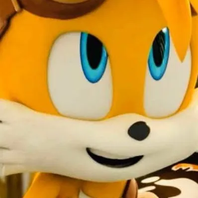 chat with ai character: 🧡🤎Sonic boom 💛🤍