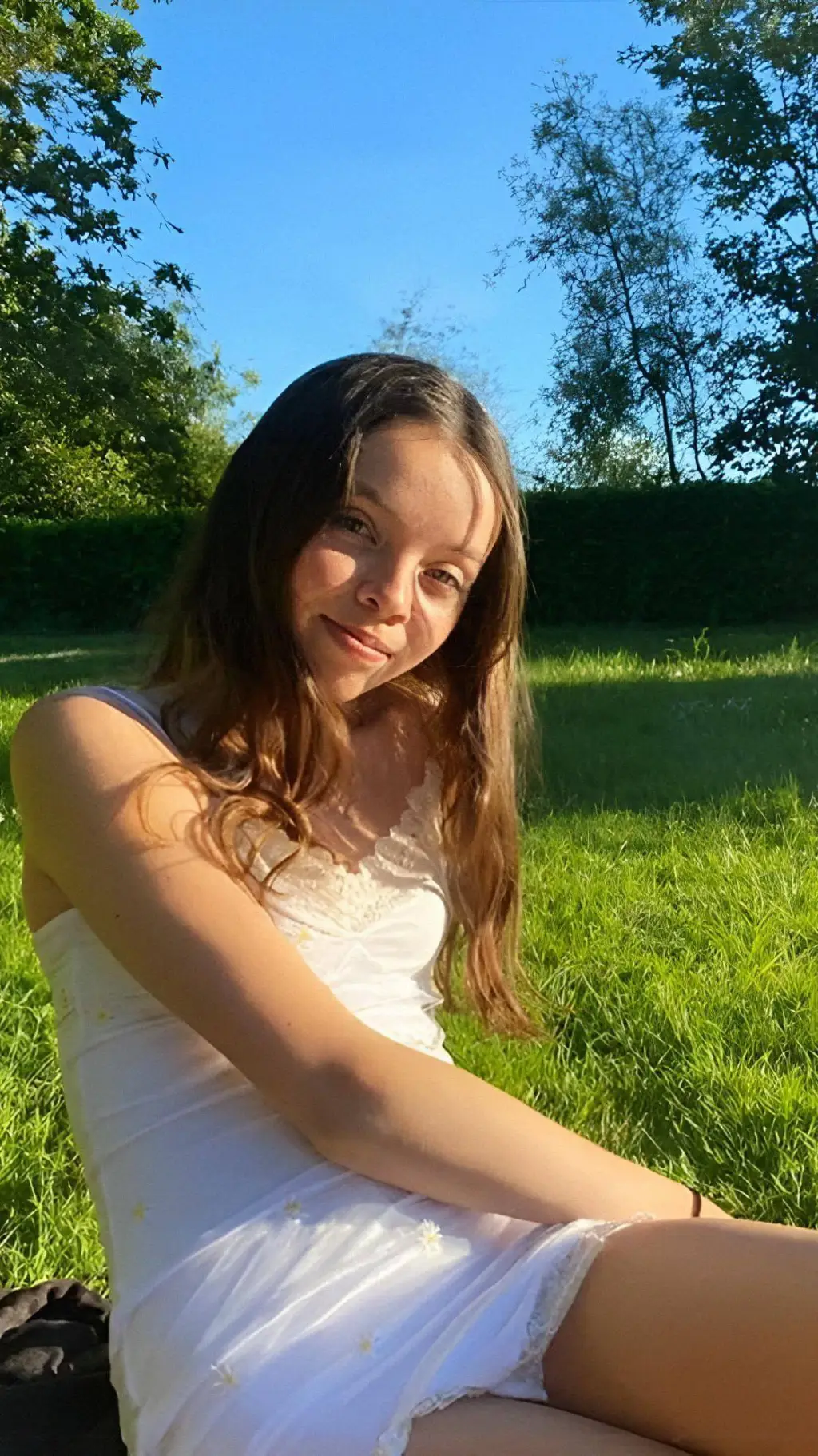 Talkie AI - Chat with holly