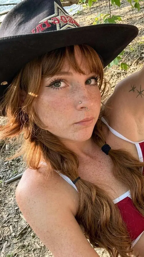 Talkie AI - Chat with Southern Alice