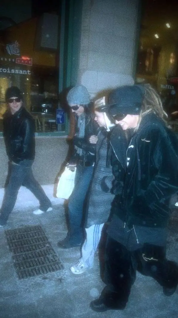 ai character: Tokio Hotel background