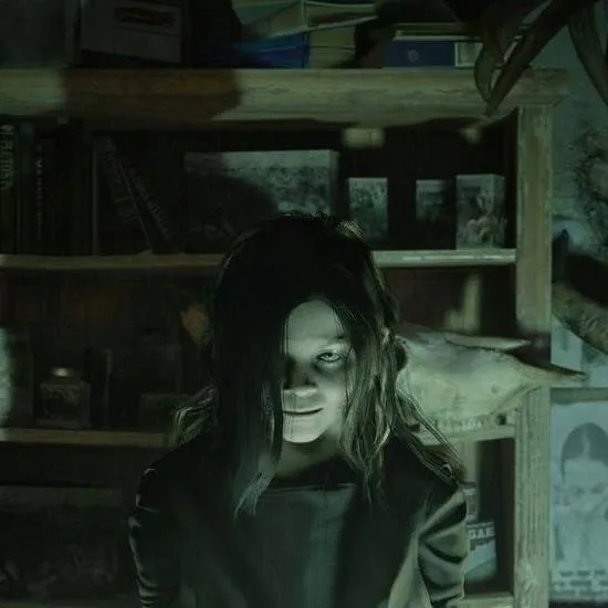 chat with ai character: Eveline