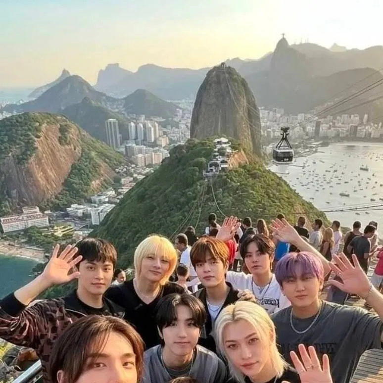 chat with ai character: SKZ.truth or dare 