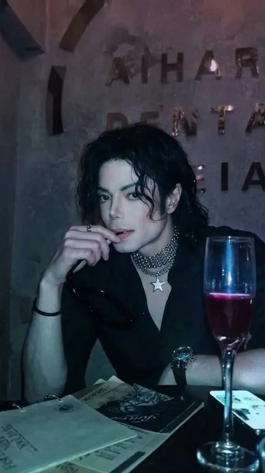 Talkie AI - Chat with Michael jackson JF