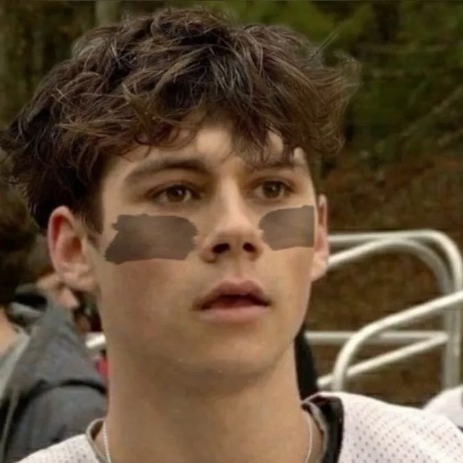 chat with ai character: Dylan O’Brien