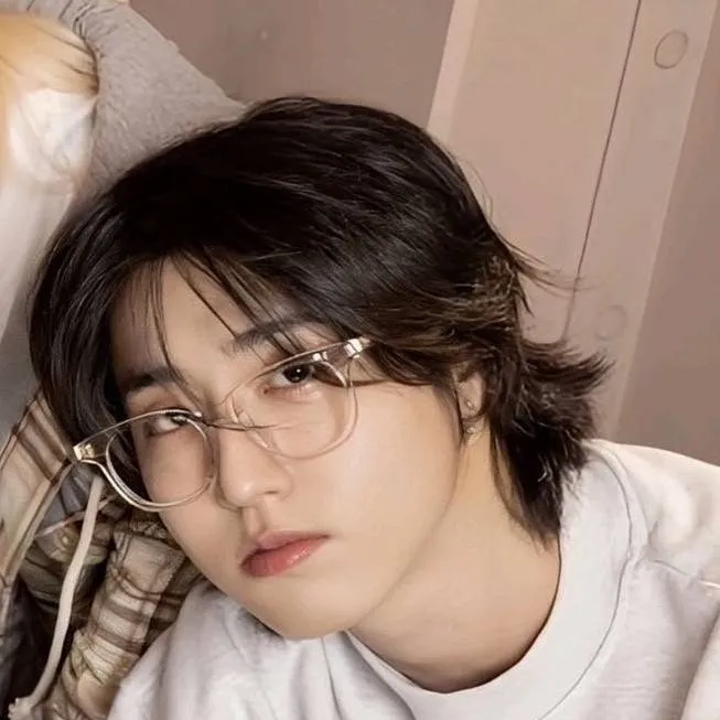 chat with ai character: han jisung
