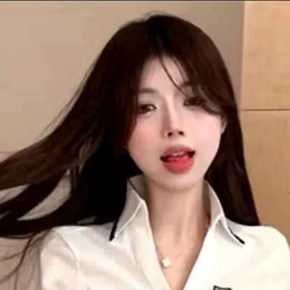 chat with ai character: Mimi