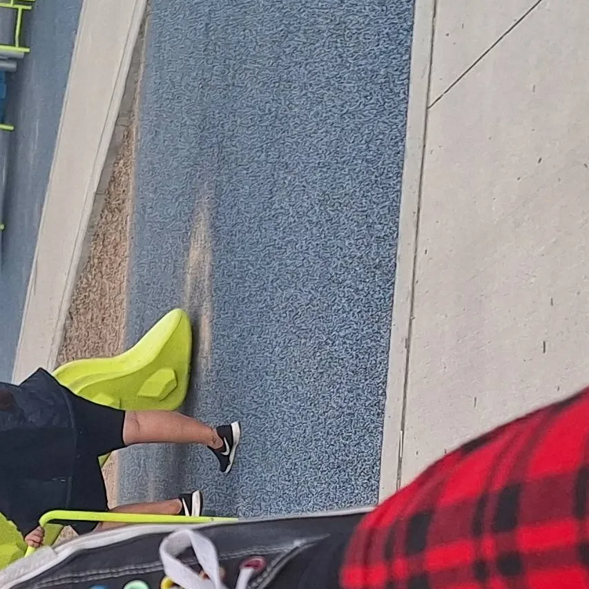 chat with ai character: Eli❤️