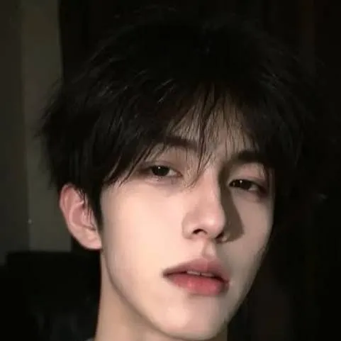 chat with ai character: Andy 🤩