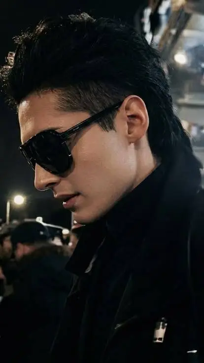 Talkie AI - Chat with Bill Kaulitz 