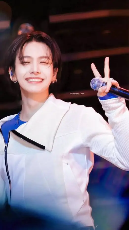 ai character: Jaehyun background
