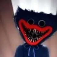 chat with ai character: huggy wuggy 