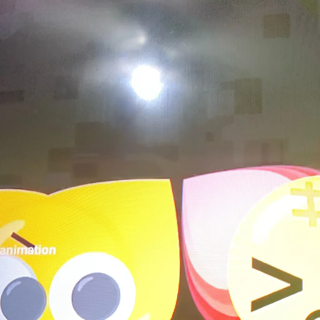 chat with ai character: Emoji cats