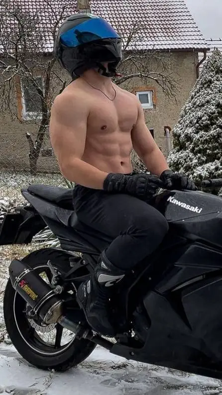 ai character: Gay Abs Boy background