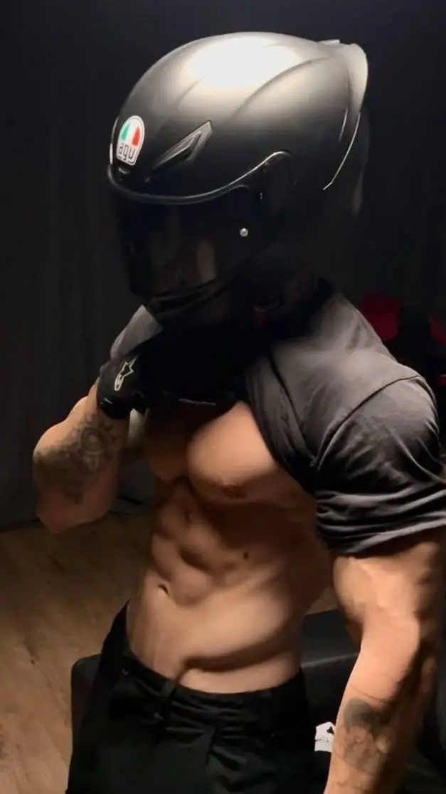 ai character: Gay background