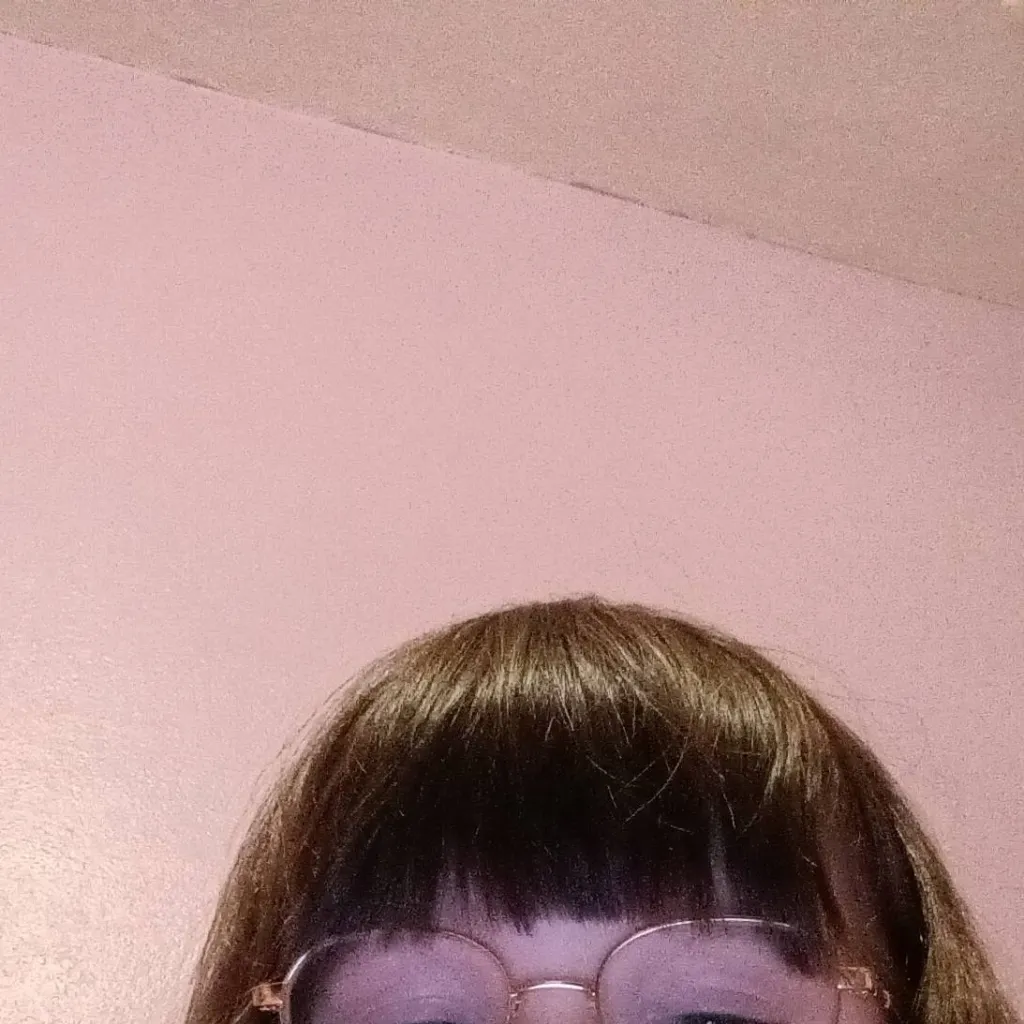 chat with ai character: Amy and imy