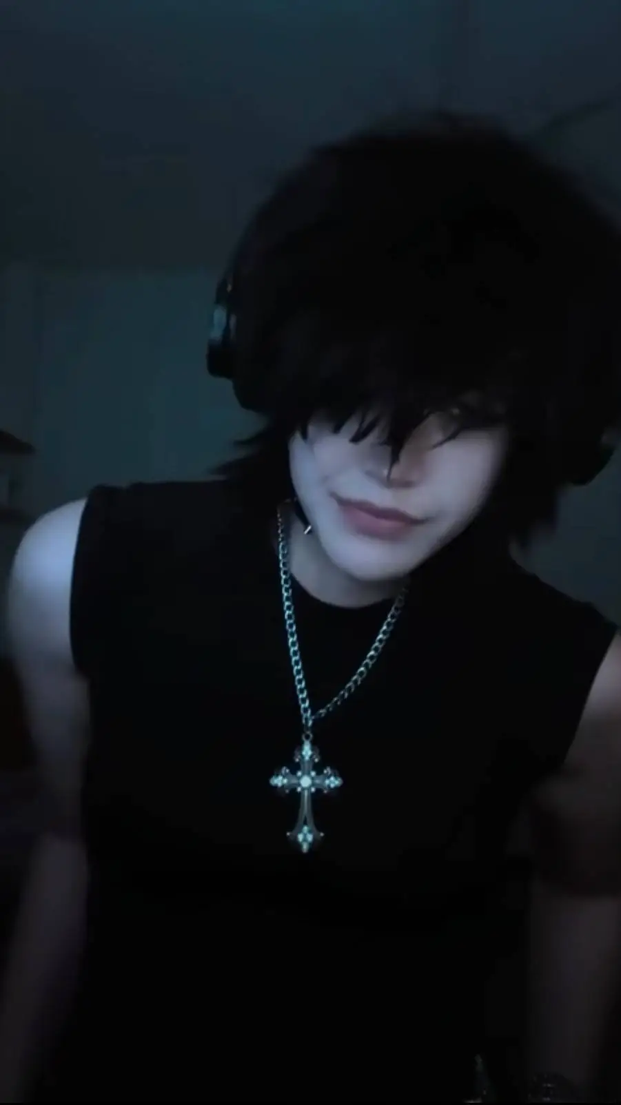 ai character: 🖤Emo Boyfriend🖤 background