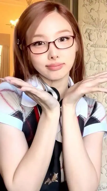 ai character: nayeon background