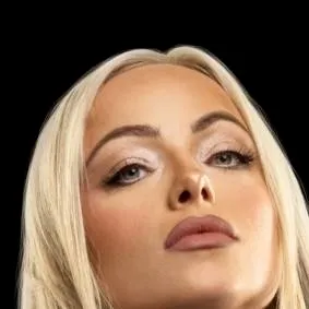 chat with ai character: liv morgan 