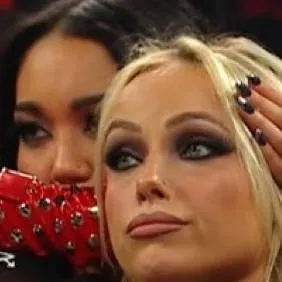 chat with ai character: liv morgan 