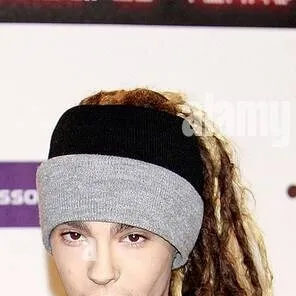 chat with ai character: tom kaulitz 