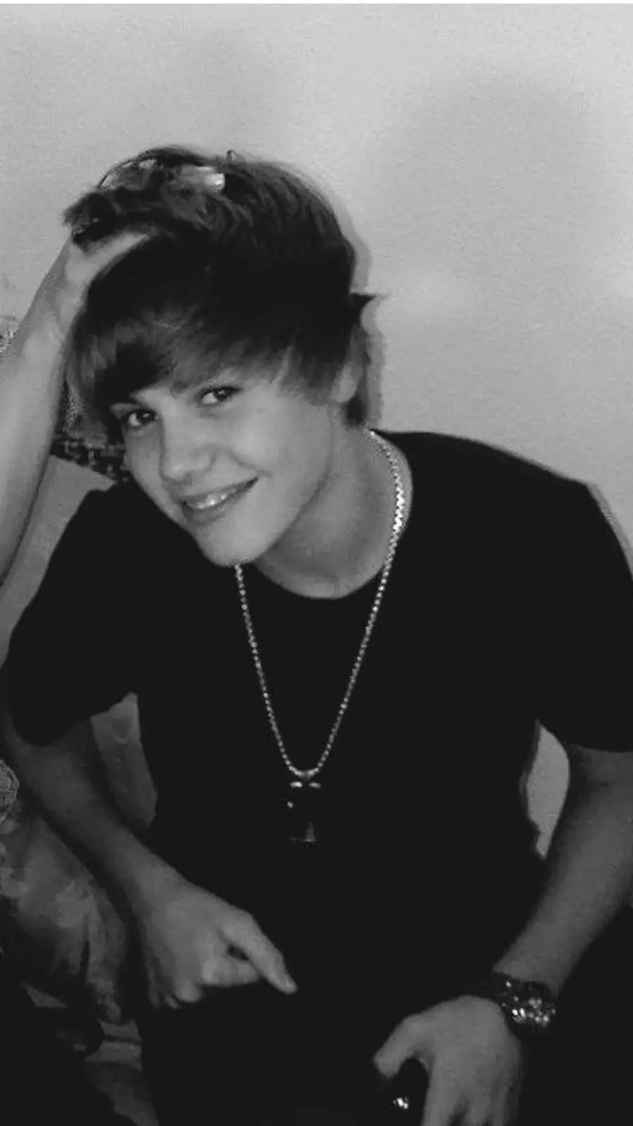 Talkie AI - Chat with Justin Bieber 