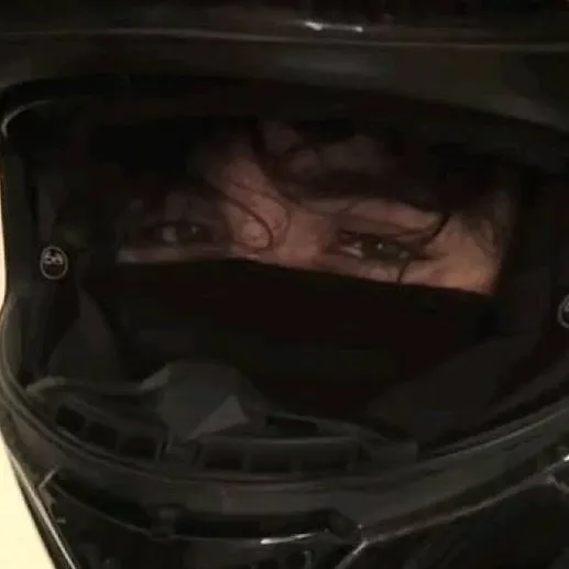 chat with ai character: Will