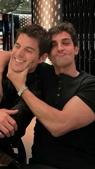 Talkie AI - Chat with matteo e alex