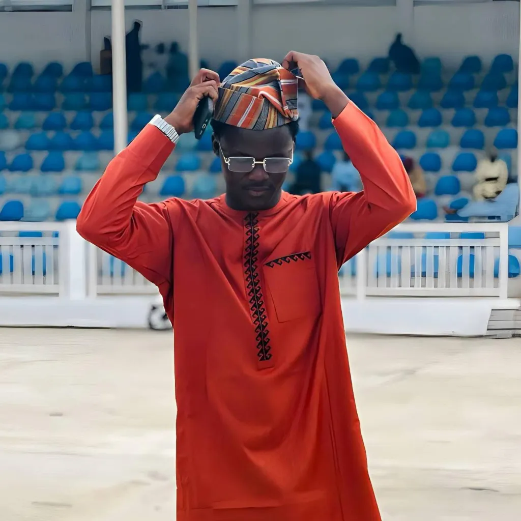 chat with ai character: Abubakar 