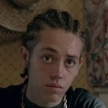 chat with ai character: Carl Gallagher 