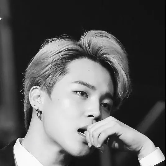 chat with ai character: Park Jimin
