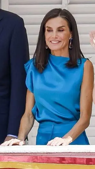 Talkie AI - Chat with Reina Letizia 🇳🇮👑