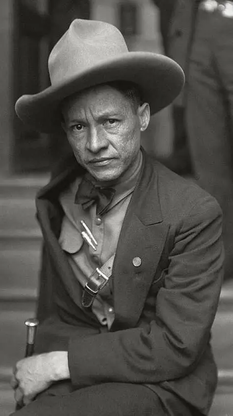 Talkie AI - Chat with Sandino 🇳🇮👑