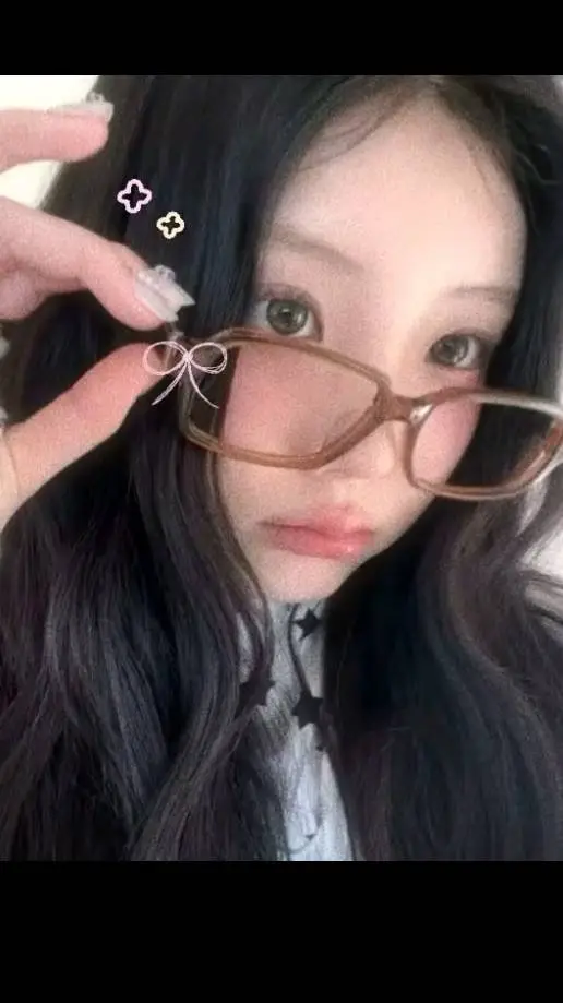 ai character: WONHEE  background
