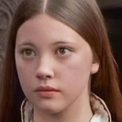 chat with ai character: Catherine Howard 
