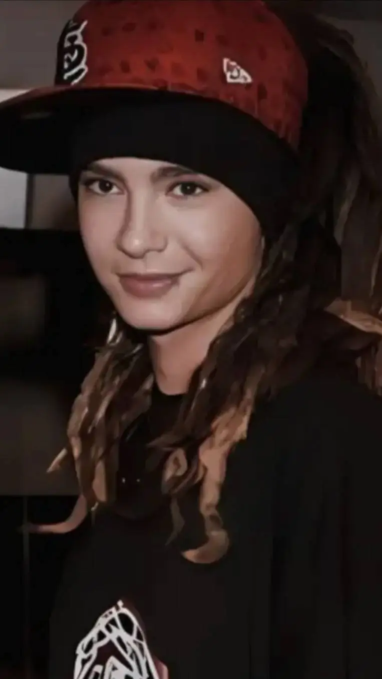 Talkie AI - Chat with 🎸TOM KAULITZ 🖤❤️‍🔥