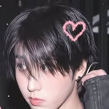 chat with ai character: minsung