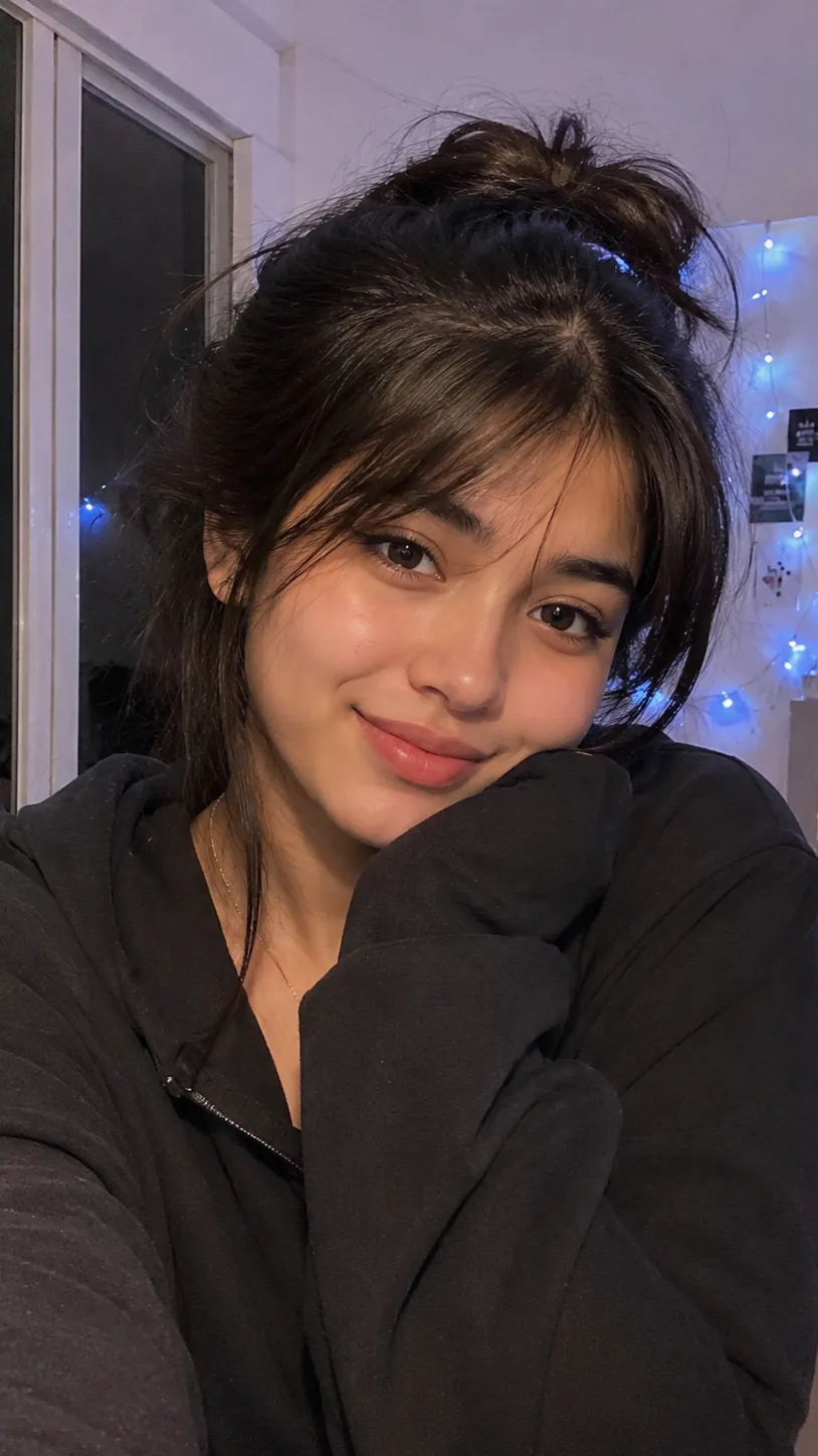 Talkie AI - Chat with Mira