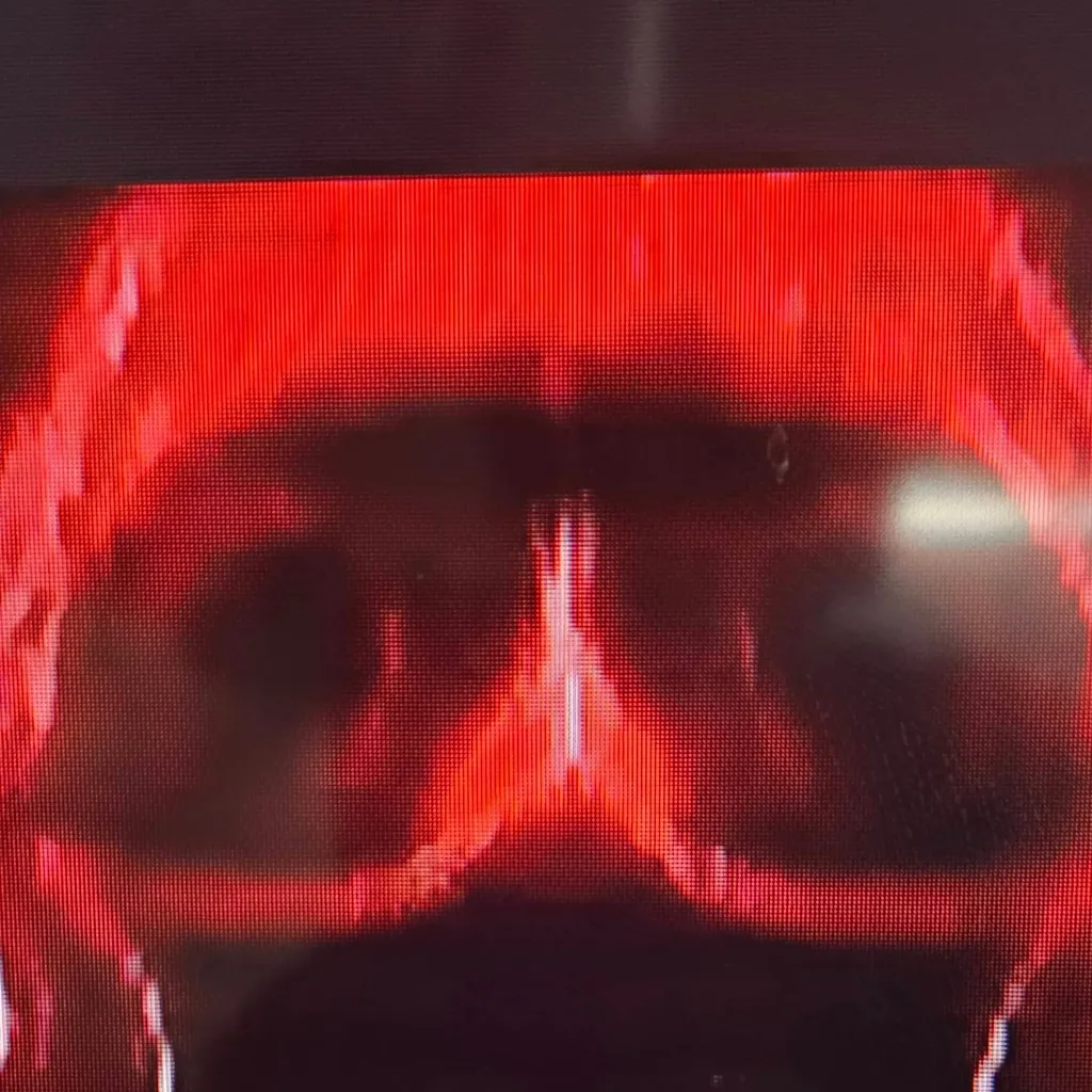 chat with ai character: horror_game