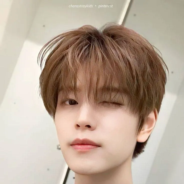 chat with ai character: Kim Seungmin