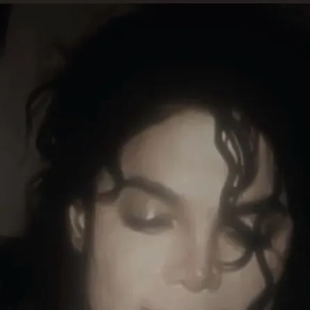 chat with ai character: Michael Jackson✨