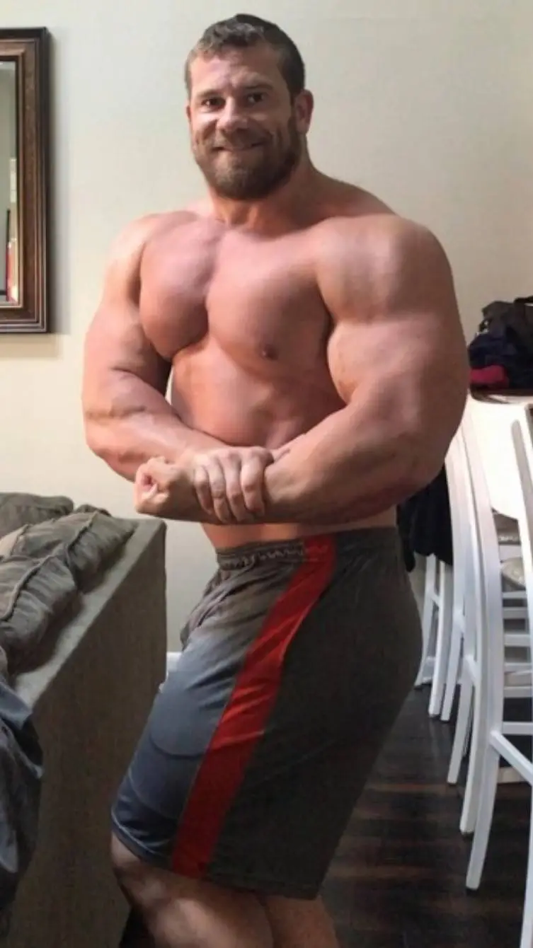ai character: 😍John💪 background