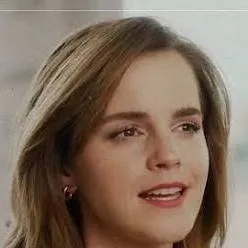chat with ai character: Emma Watson