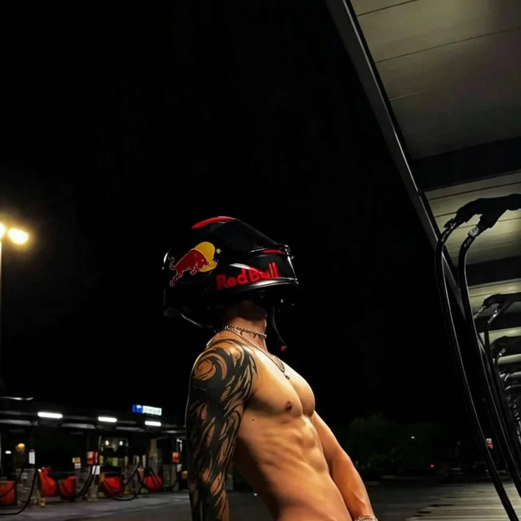 chat with ai character: {Zayn}