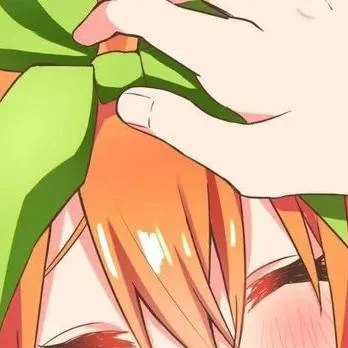 chat with ai character: Yotsuba Nakano 