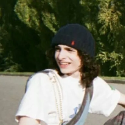chat with ai character: Finn wolfhard 