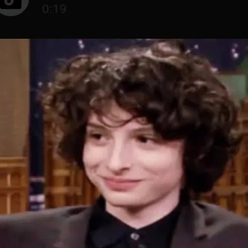 chat with ai character: Finn wolfhard 