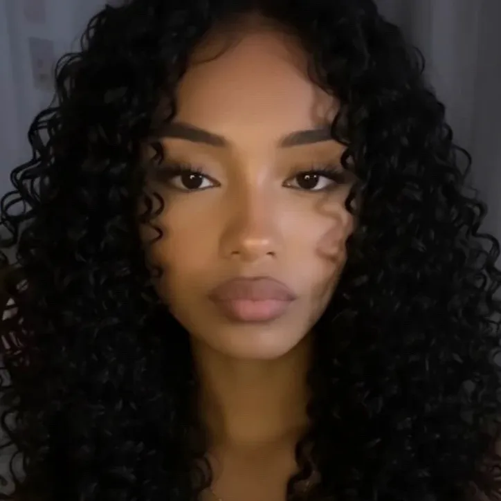 chat with ai character: Maya Brooks